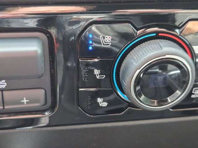 Used 2023 Chevrolet Silverado 1500 LTZ image 24