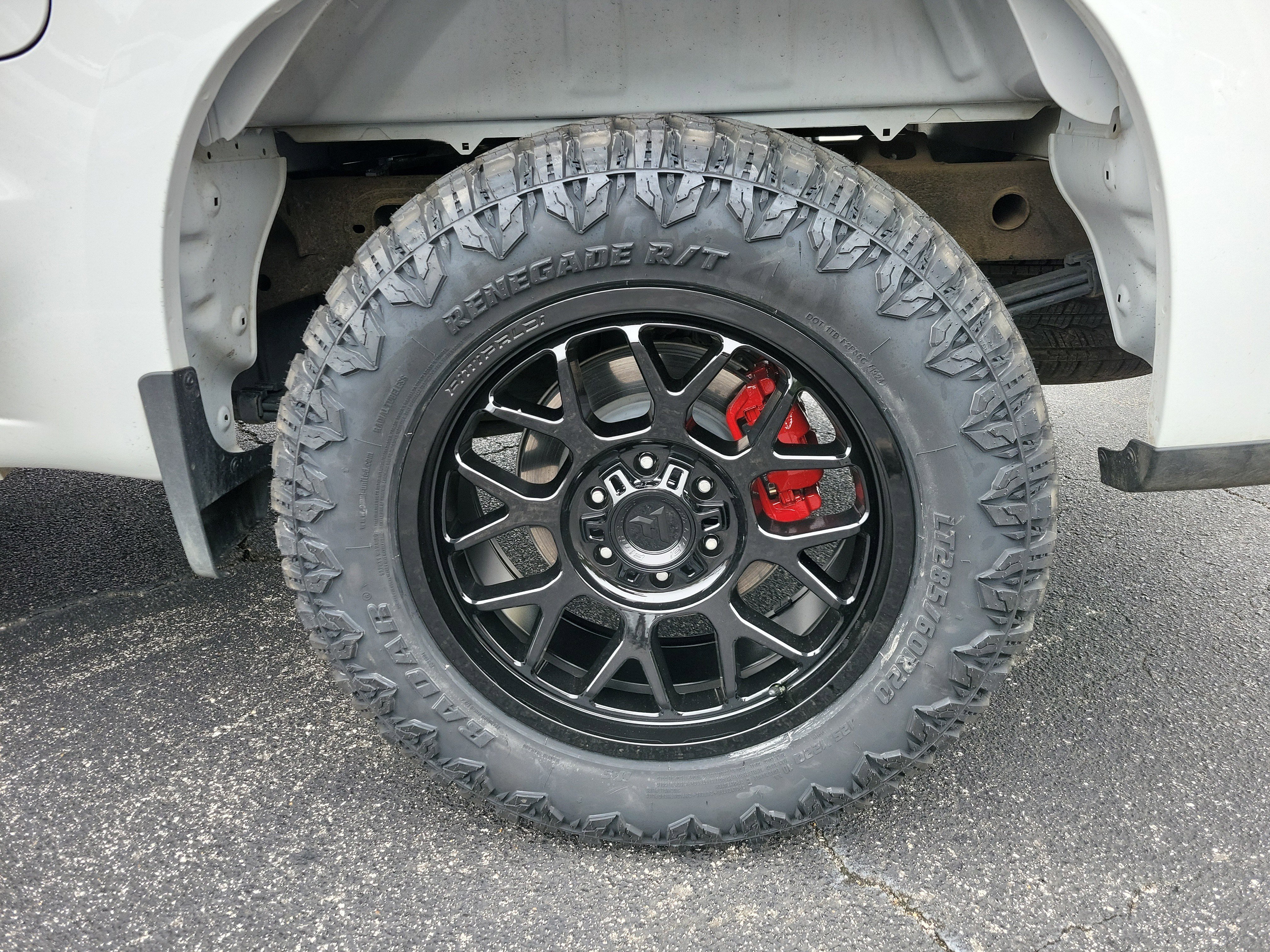 Used 2026 Chevrolet Silverado 1500 LT AWD/4WD image 26