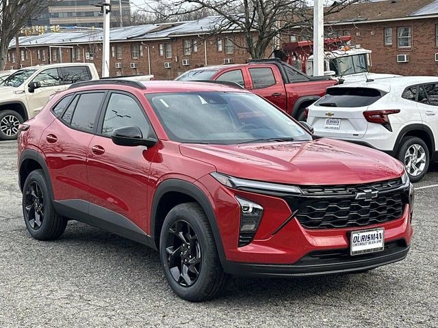 New 2026 Chevrolet Trax LT w/ Driver Confidence Package