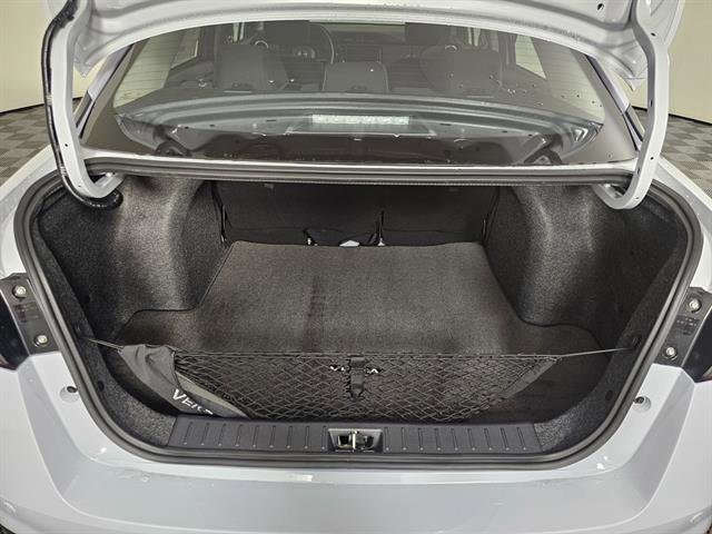 New 2025 Nissan Versa SR image 19