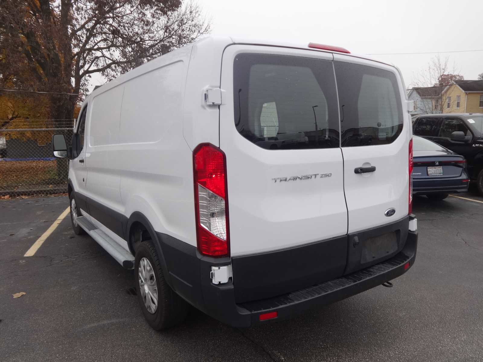 Used 2023 Ford Transit 250 w/ Exterior Upgrade Package image 5