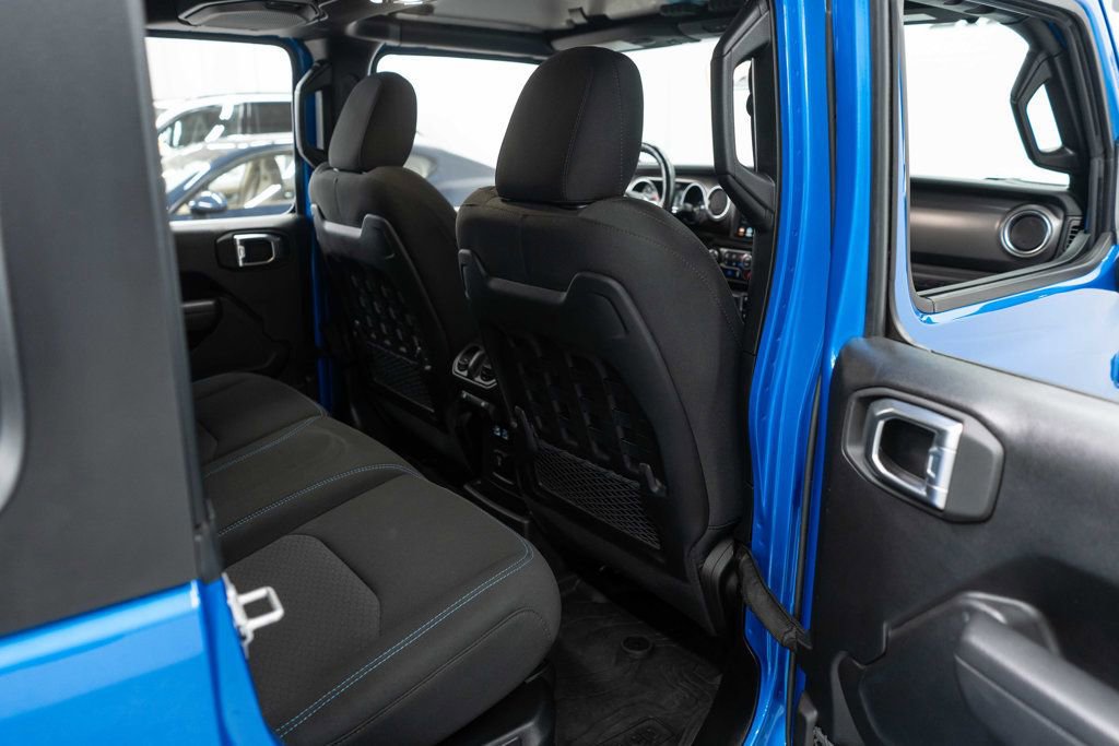 Used 2023 Jeep Wrangler Unlimited Rubicon 4xe w/ Cold Weather Group AWD/4WD image 25