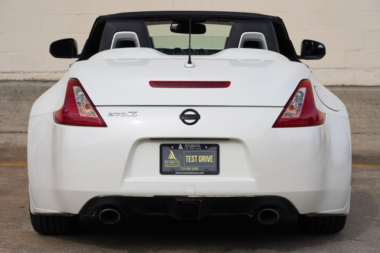 Used 2010 Nissan 370Z Touring RWD image 36