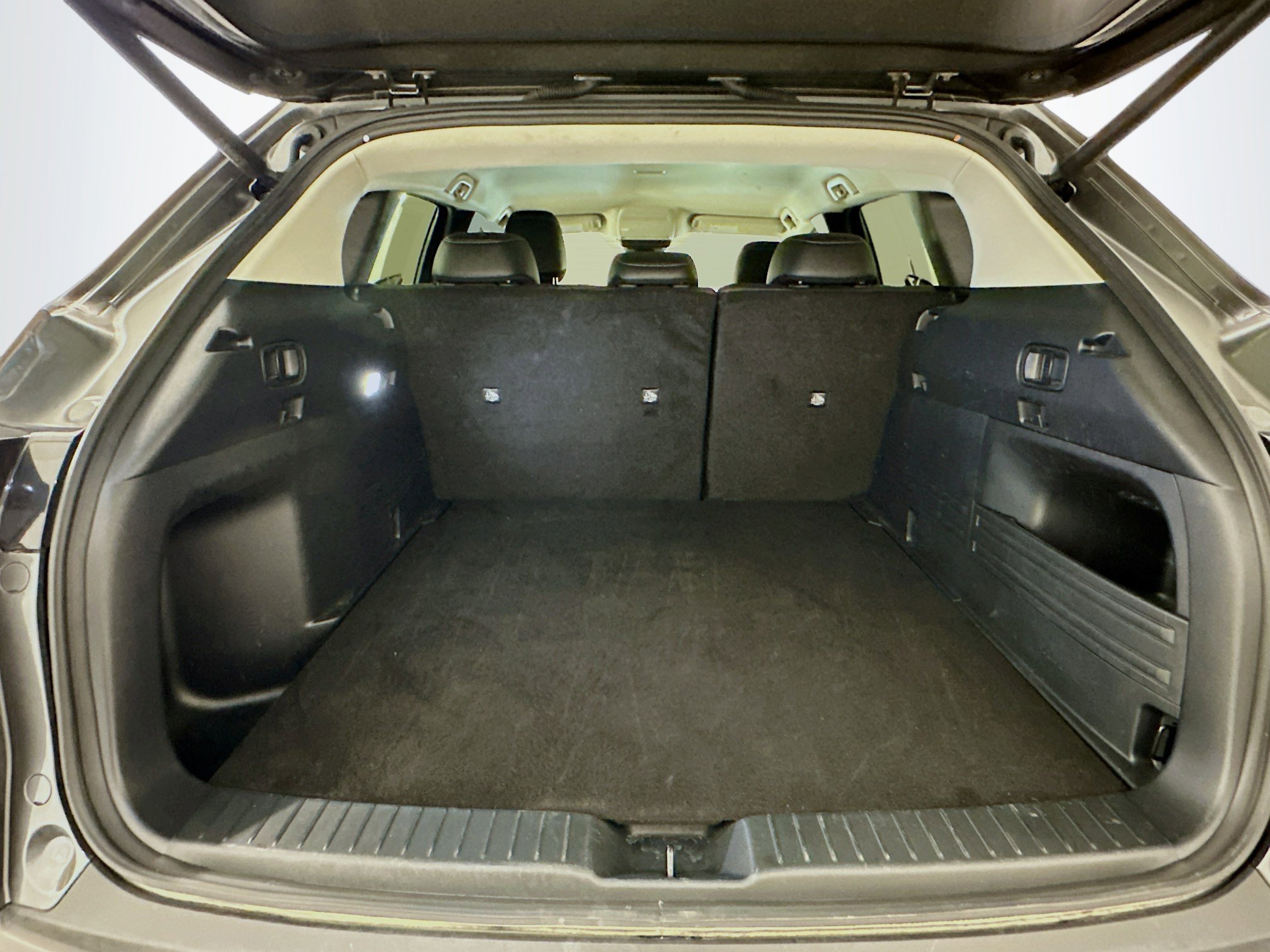 Used 2025 MAZDA CX-50 2.5 Hybrid w/ Preferred Pkg image 30