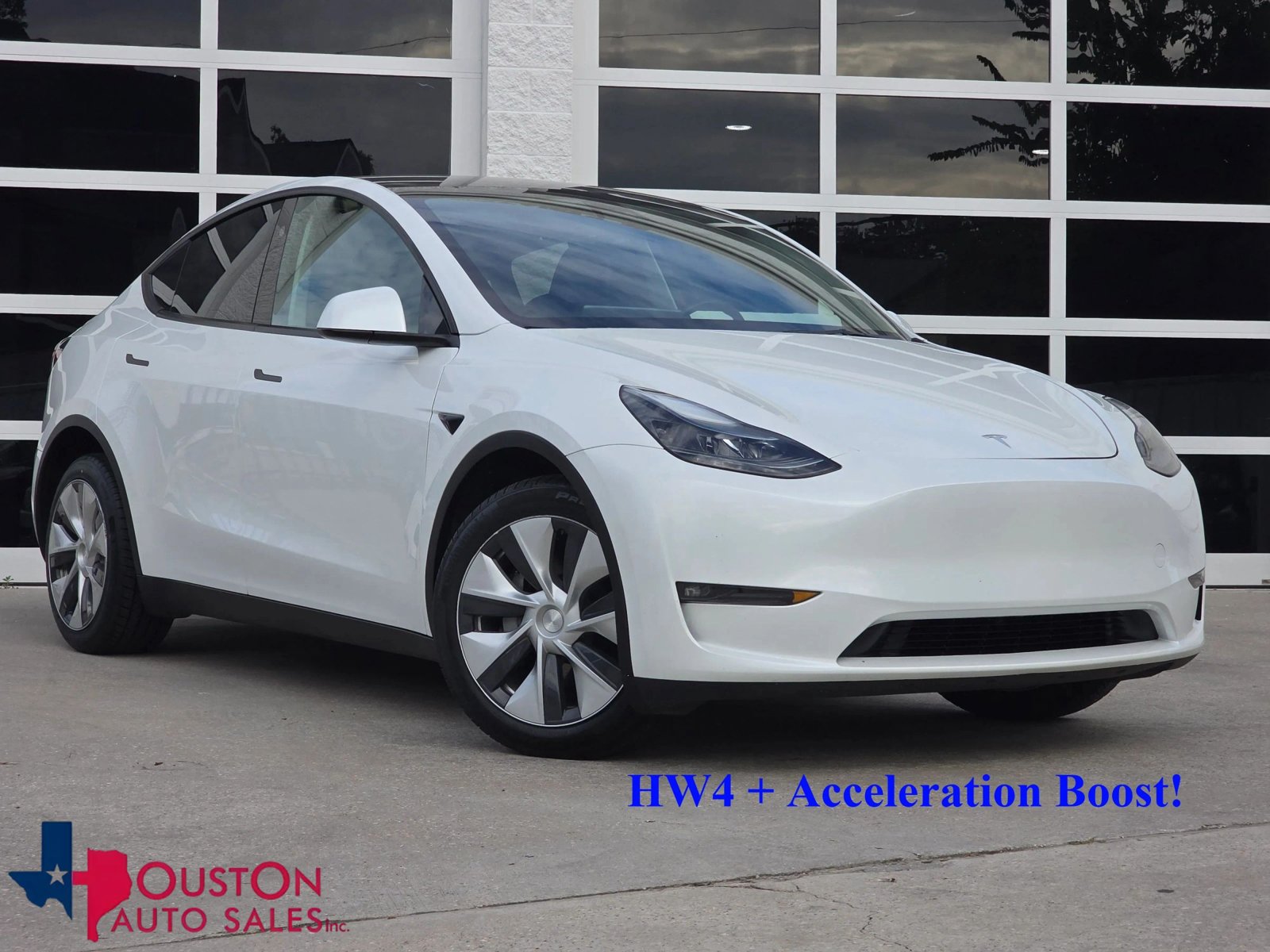 Used 2023 Tesla Model Y Long Range AWD/4WD image 1