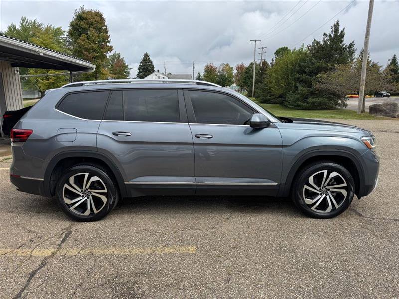 Used 2022 Volkswagen Atlas SEL image 4