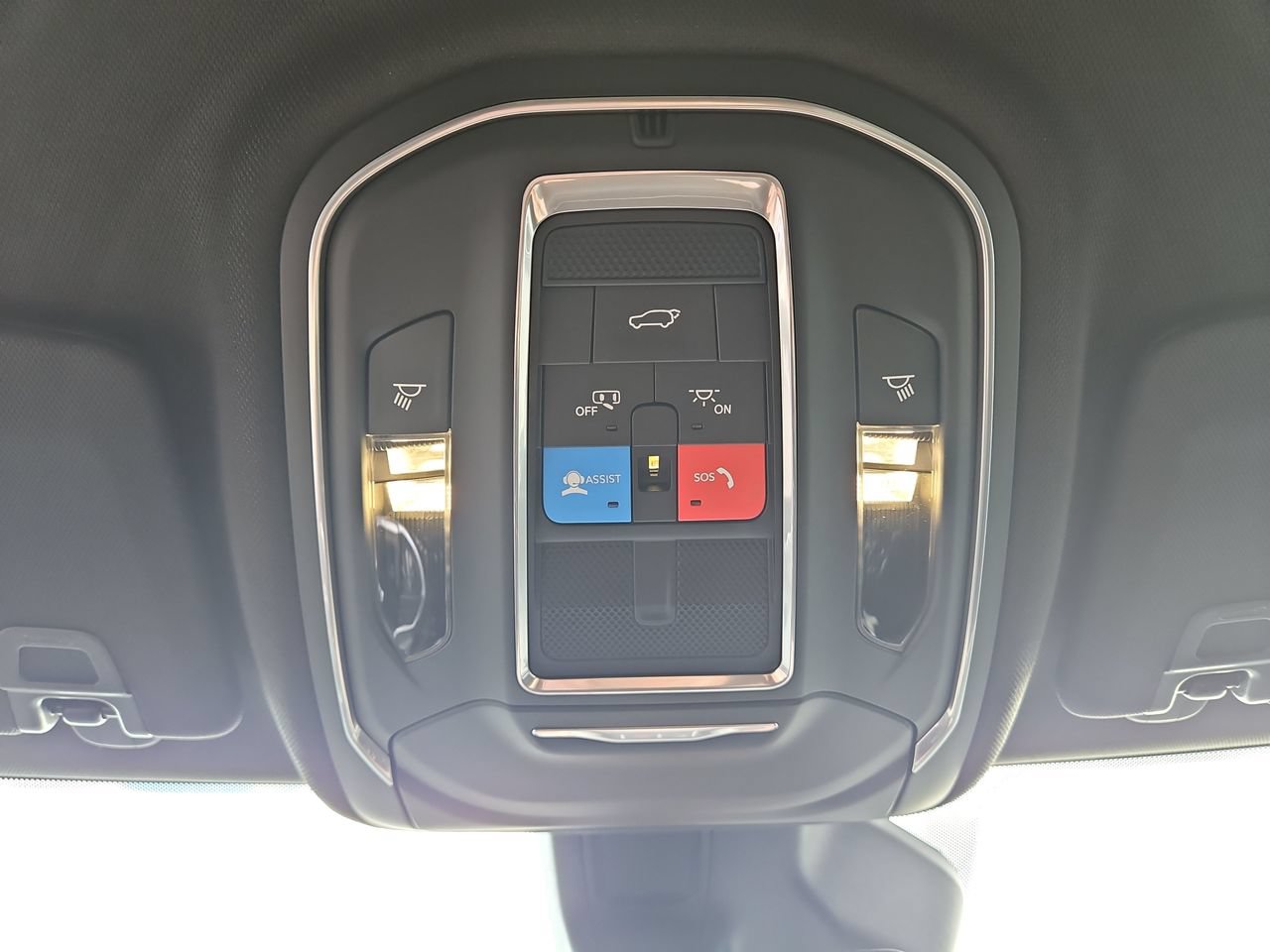 New 2026 Jeep Grand Cherokee Altitude AWD/4WD image 26