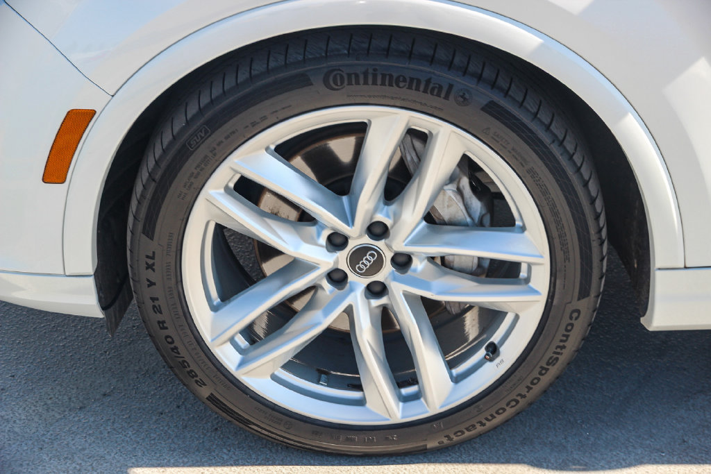 Used 2017 Audi Q7 3.0T Prestige w/ Prestige Package AWD/4WD image 10