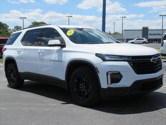 Used 2023 Chevrolet Traverse LT w/ Midnight/Sport Edition AWD/4WD image 3