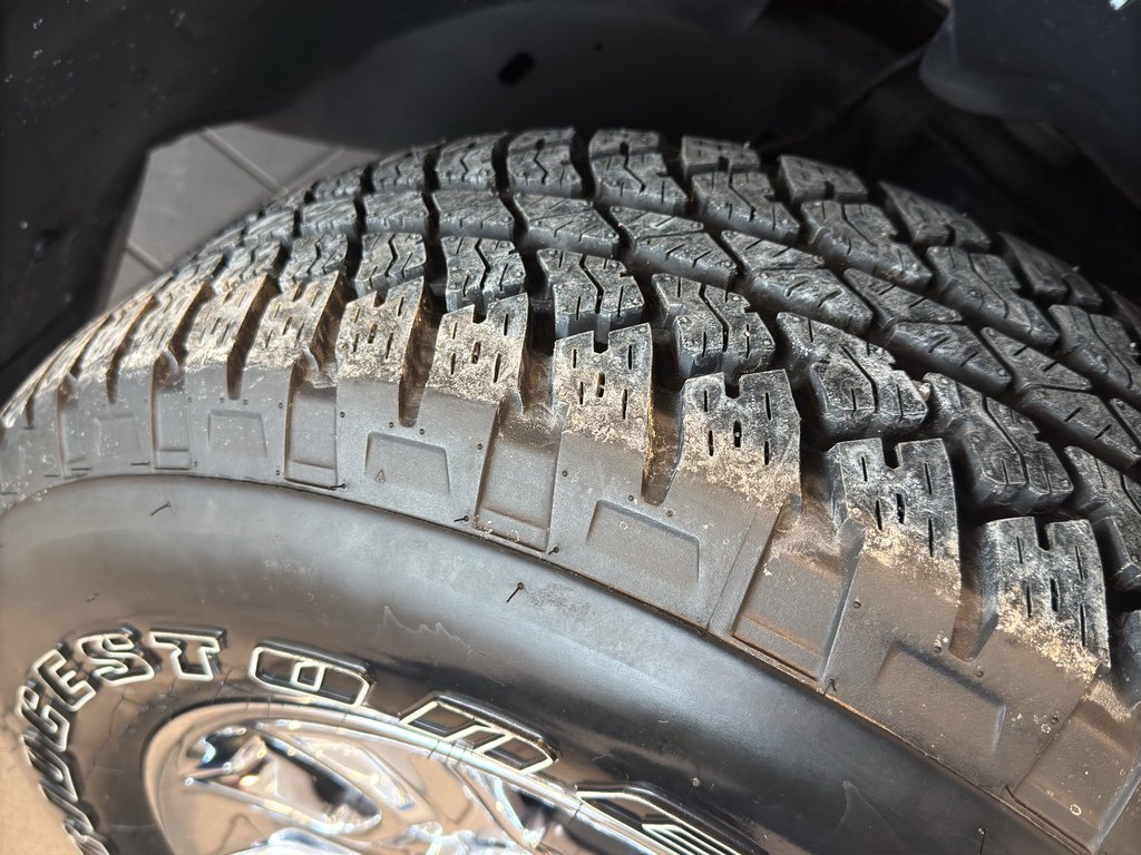 Used 2004 GMC Sierra 1500 BASE Regular Cab w/ Light Duty Power Package image 10