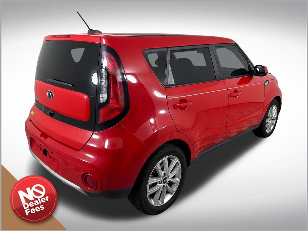 Used 2017 Kia Soul + FWD image 3