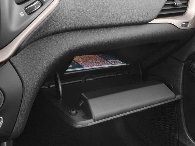 Used 2017 Jeep Cherokee Limited FWD image 17
