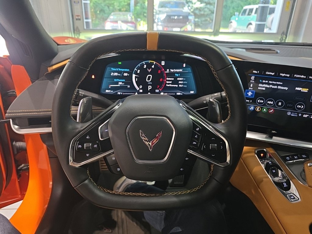 Used 2022 Chevrolet Corvette Stingray Preferred Cpe w/ Z51 Performance Package RWD image 15