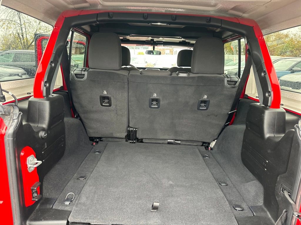 Used 2022 Jeep Wrangler Unlimited Sport image 29