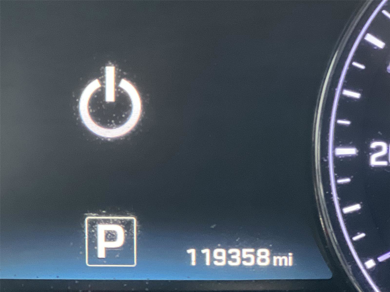 Used 2015 Hyundai Genesis 5.0 w/ Option Group 05 image 10