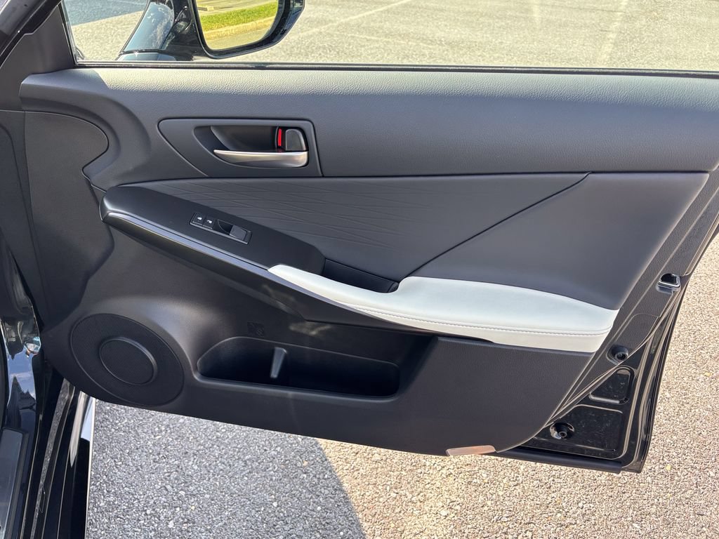Used 2025 Lexus IS 350 F Sport AWD/4WD image 38