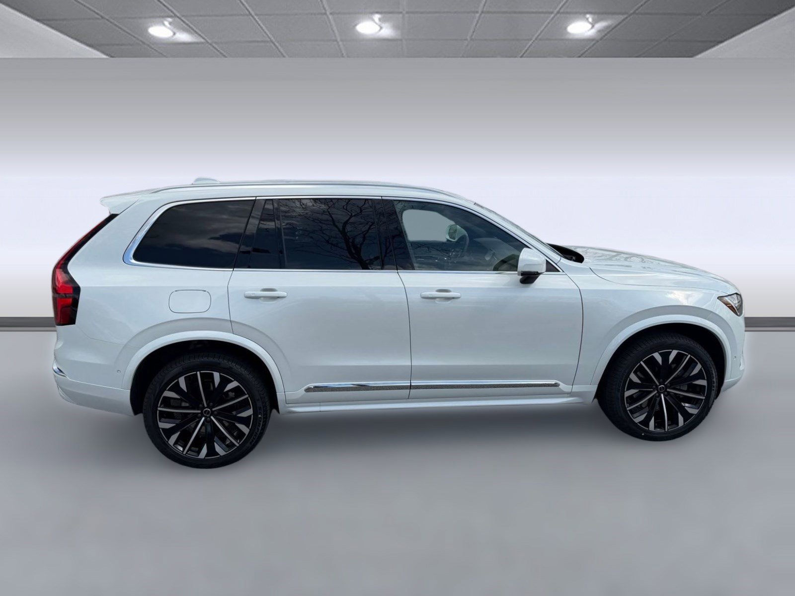 New 2026 Volvo XC90 B6 Ultra w/ Protection Package image 8