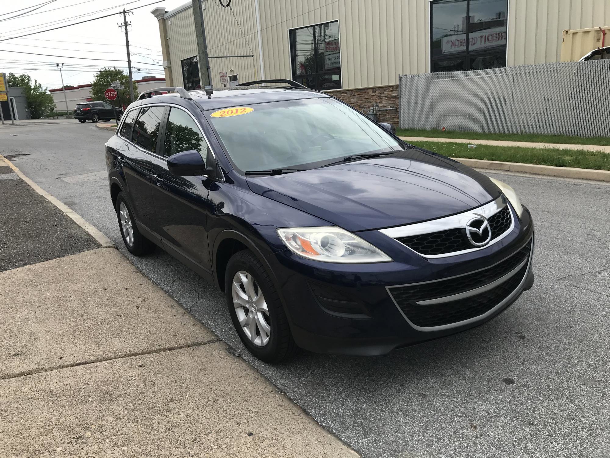 Used 2012 MAZDA CX-9 Touring w/ Moonroof & Bose Audio Pkg AWD/4WD image 4