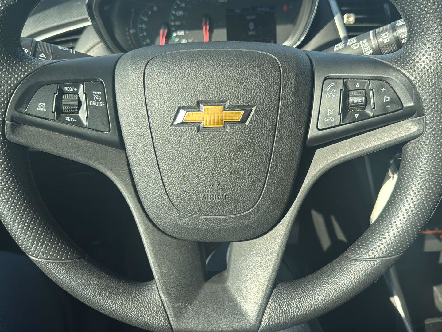 Used 2020 Chevrolet Trax LS w/ Tint and Cruise Package FWD image 12