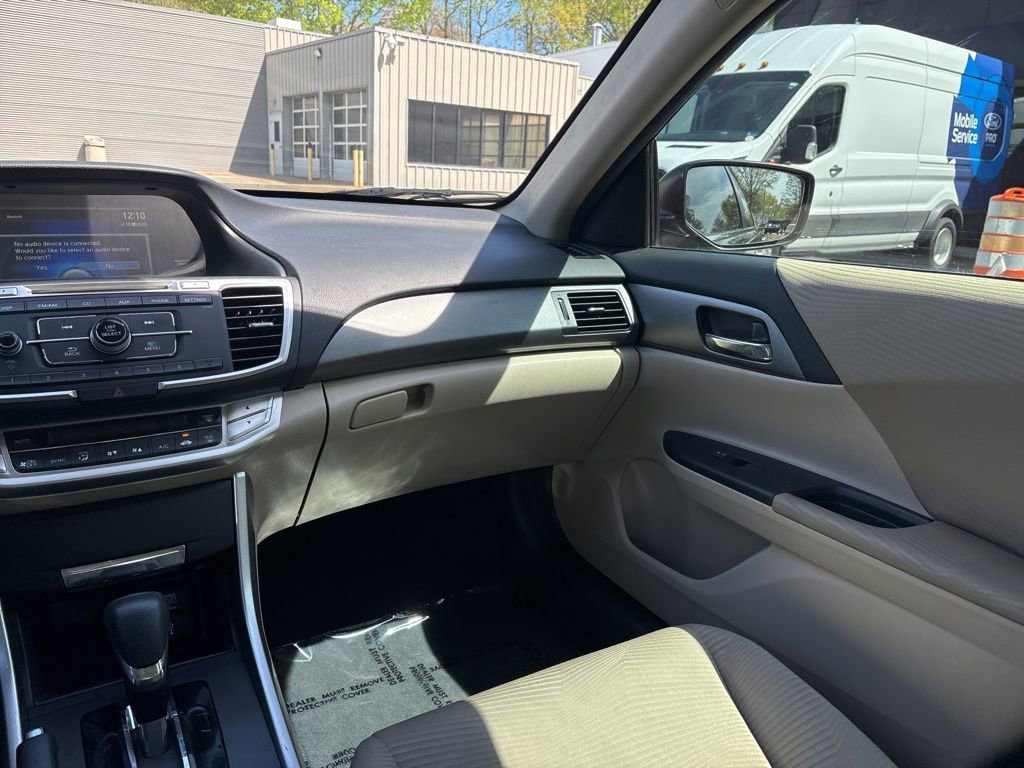 Used 2014 Honda Accord LX image 10