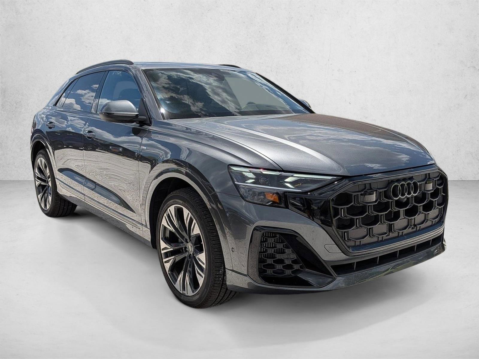 Certified 2025 Audi Q8 Prestige w/ Prestige Package AWD/4WD image 3