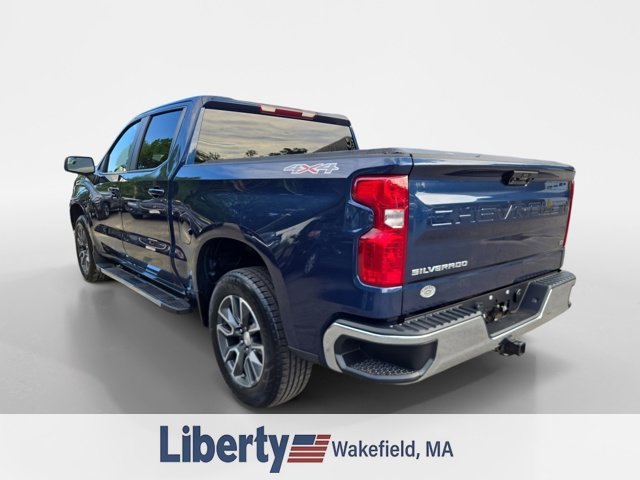 Used 2023 Chevrolet Silverado 1500 LT AWD/4WD image 3