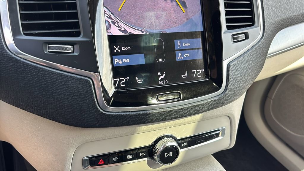 Used 2022 Volvo XC90 T5 Momentum w/ Climate Package image 22