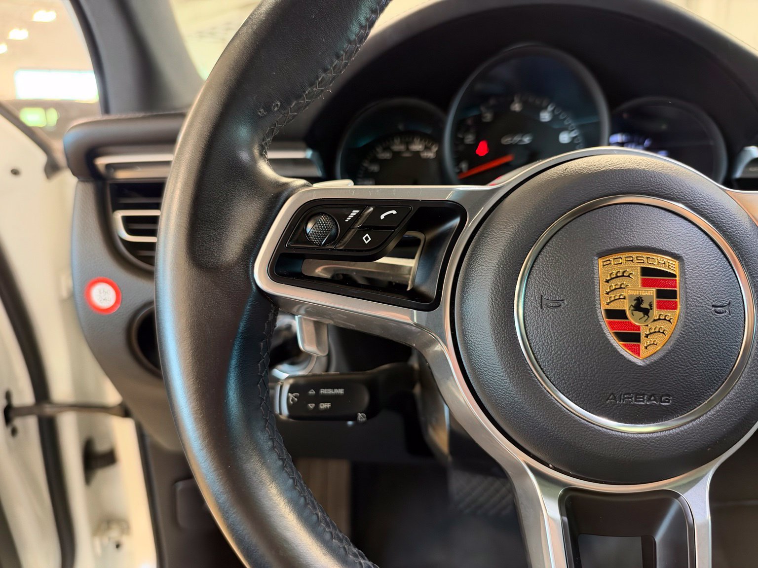 Used 2020 Porsche Macan GTS AWD/4WD image 21
