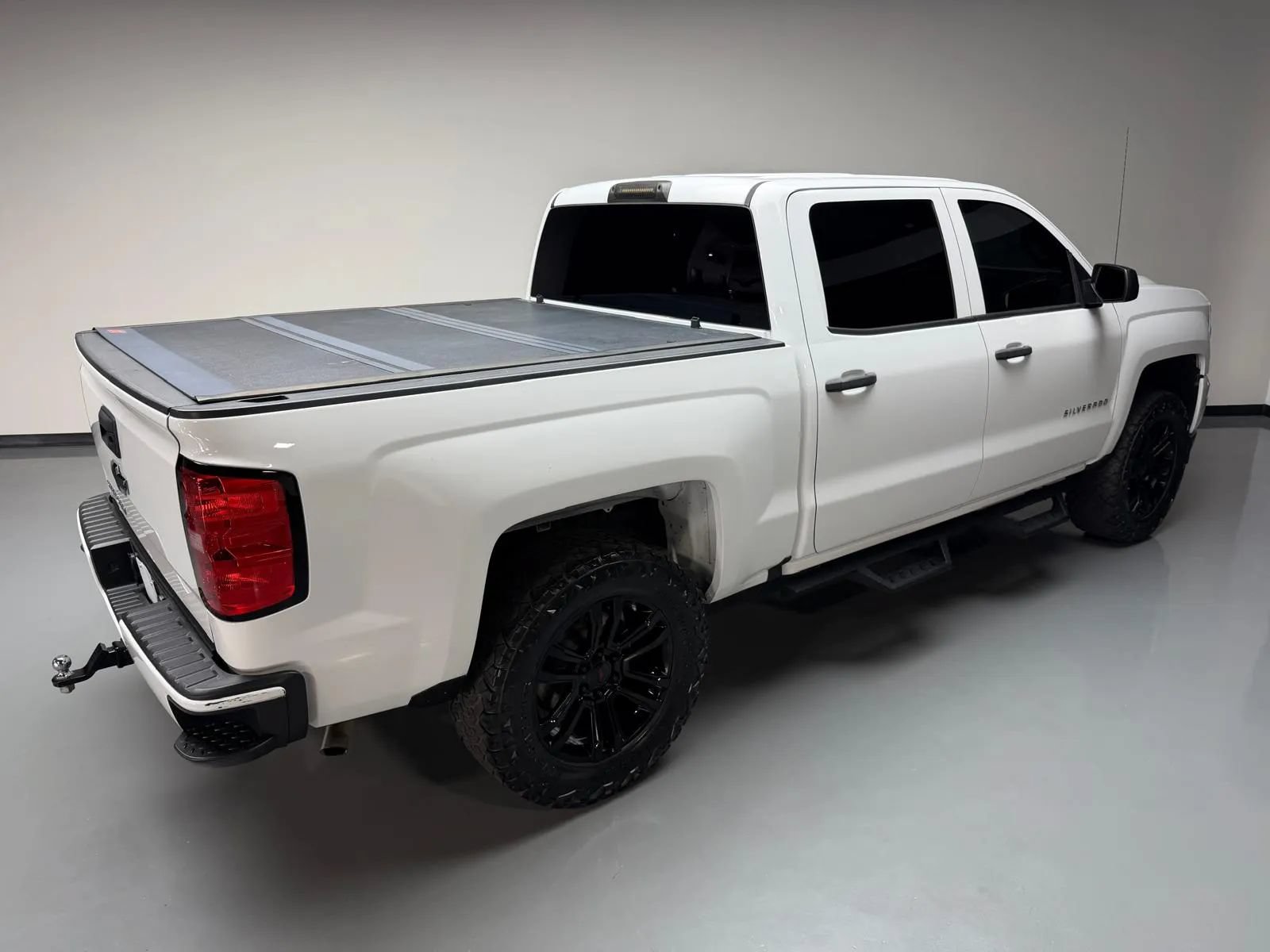 Used 2018 Chevrolet Silverado 1500 Custom w/ Custom Value Package RWD image 35
