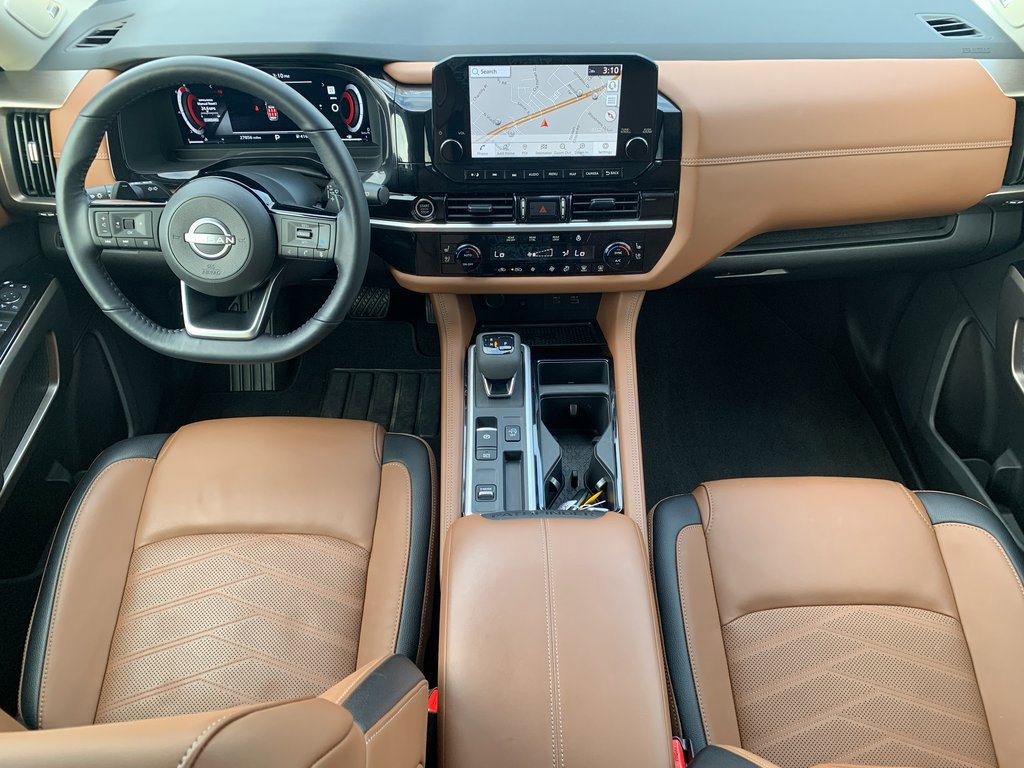 Used 2024 Nissan Pathfinder Platinum w/ Cargo Package image 14