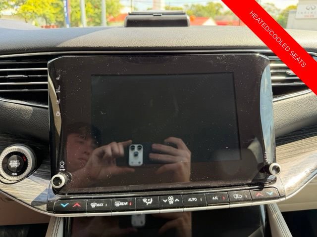Used 2022 Jeep Wagoneer Series II AWD/4WD image 41