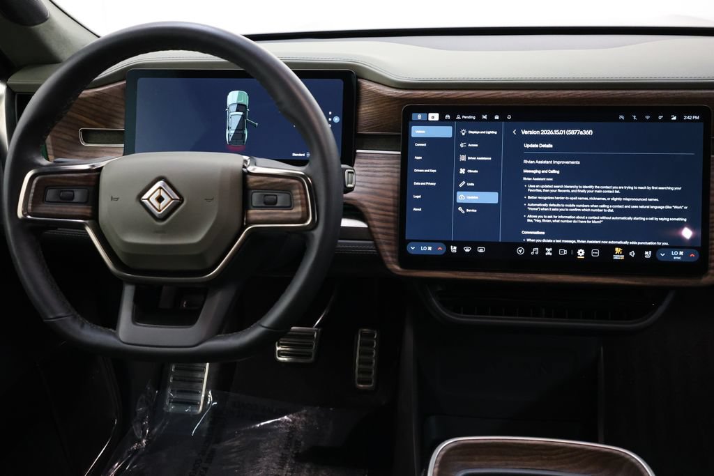Used 2023 Rivian R1S Adventure AWD/4WD image 82