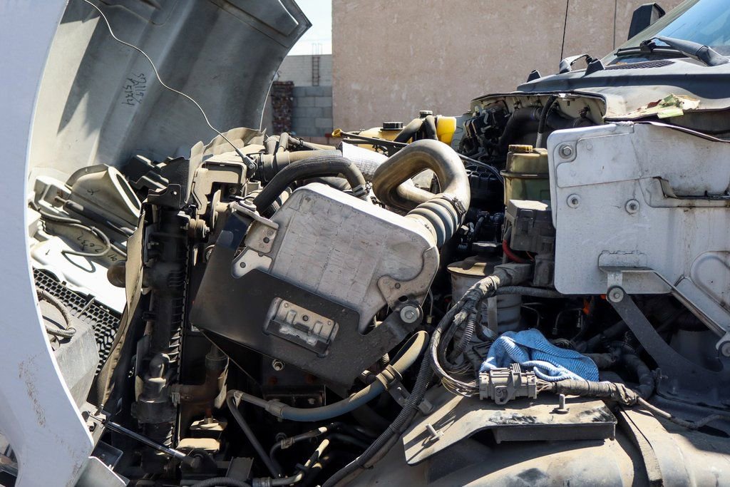 Used 2019 Ford F650 2WD Regular Cab Super Duty image 12