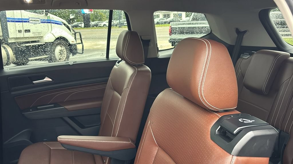 Used 2023 Volkswagen Atlas SE FWD image 28