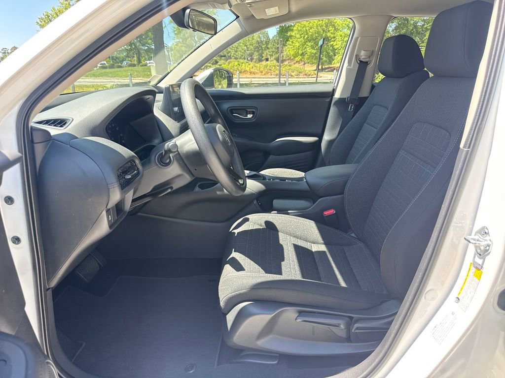 Certified 2026 Honda HR-V LX image 13