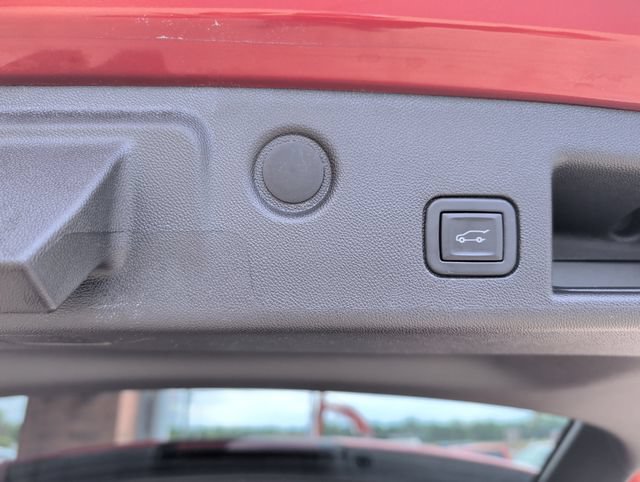 Used 2023 Chevrolet Equinox LT AWD/4WD image 28