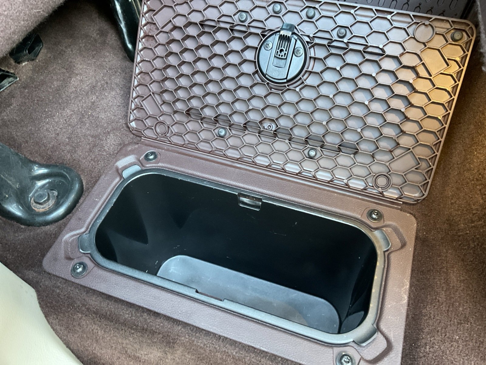 Used 2016 RAM 1500 Laramie Longhorn w/ Convenience Group image 32