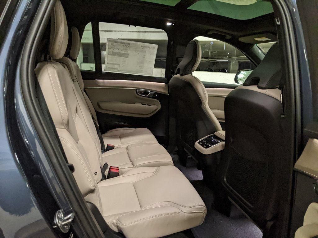 New 2026 Volvo XC90 T8 Ultra w/ Protection Package Premier AWD/4WD image 25