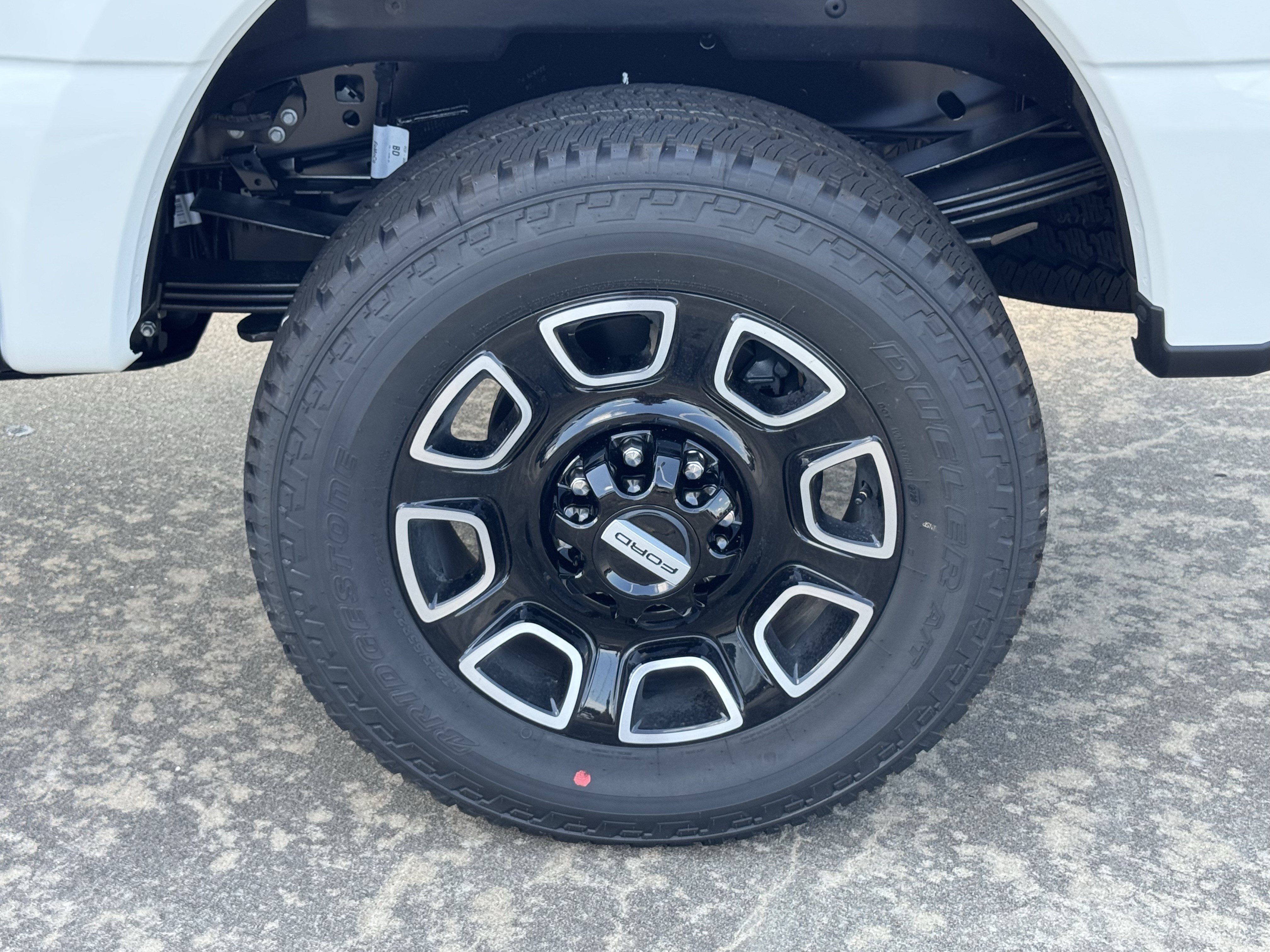 New 2026 Ford F250 Platinum AWD/4WD image 9