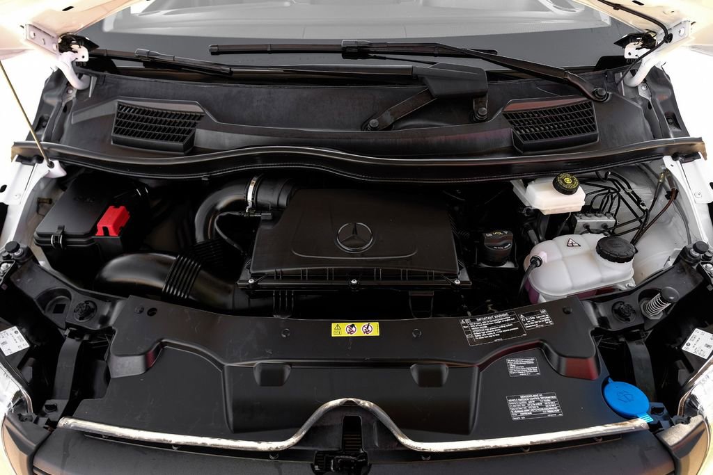 Used 2023 Mercedes-Benz Metris image 45