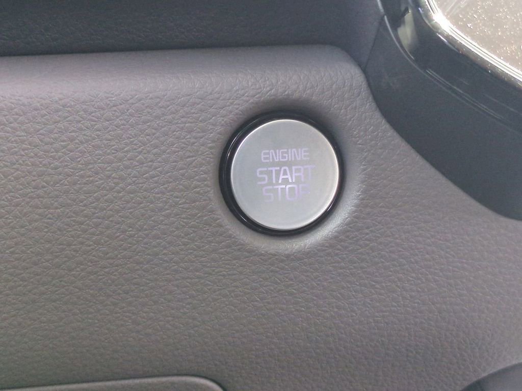 New 2026 Kia Carnival EX FWD image 17