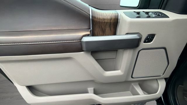 Used 2020 Ford F150 Limited w/ Trailer Tow Package image 17