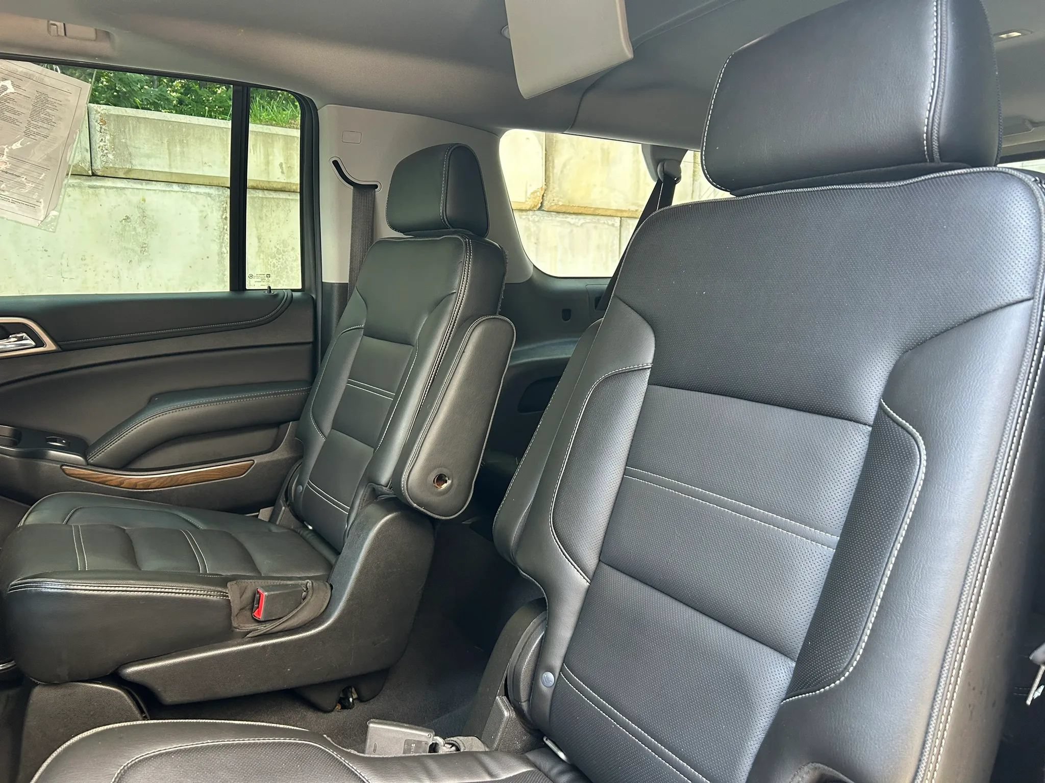 Used 2020 GMC Yukon XL Denali w/ Denali Ultimate Package AWD/4WD image 4