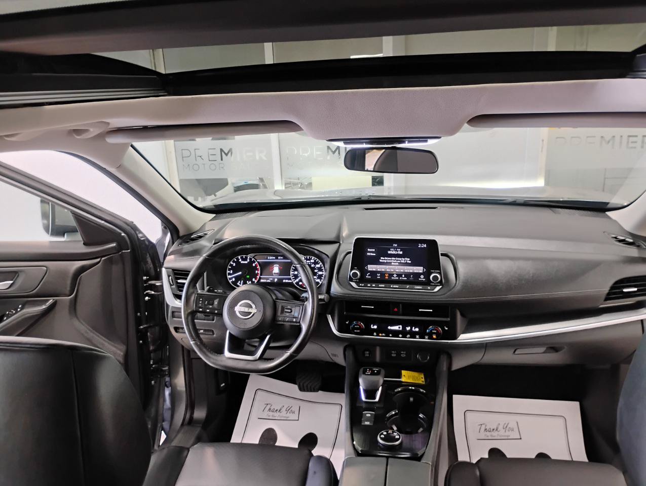 Used 2024 Nissan Rogue SV w/ SV Premium Package AWD/4WD image 14