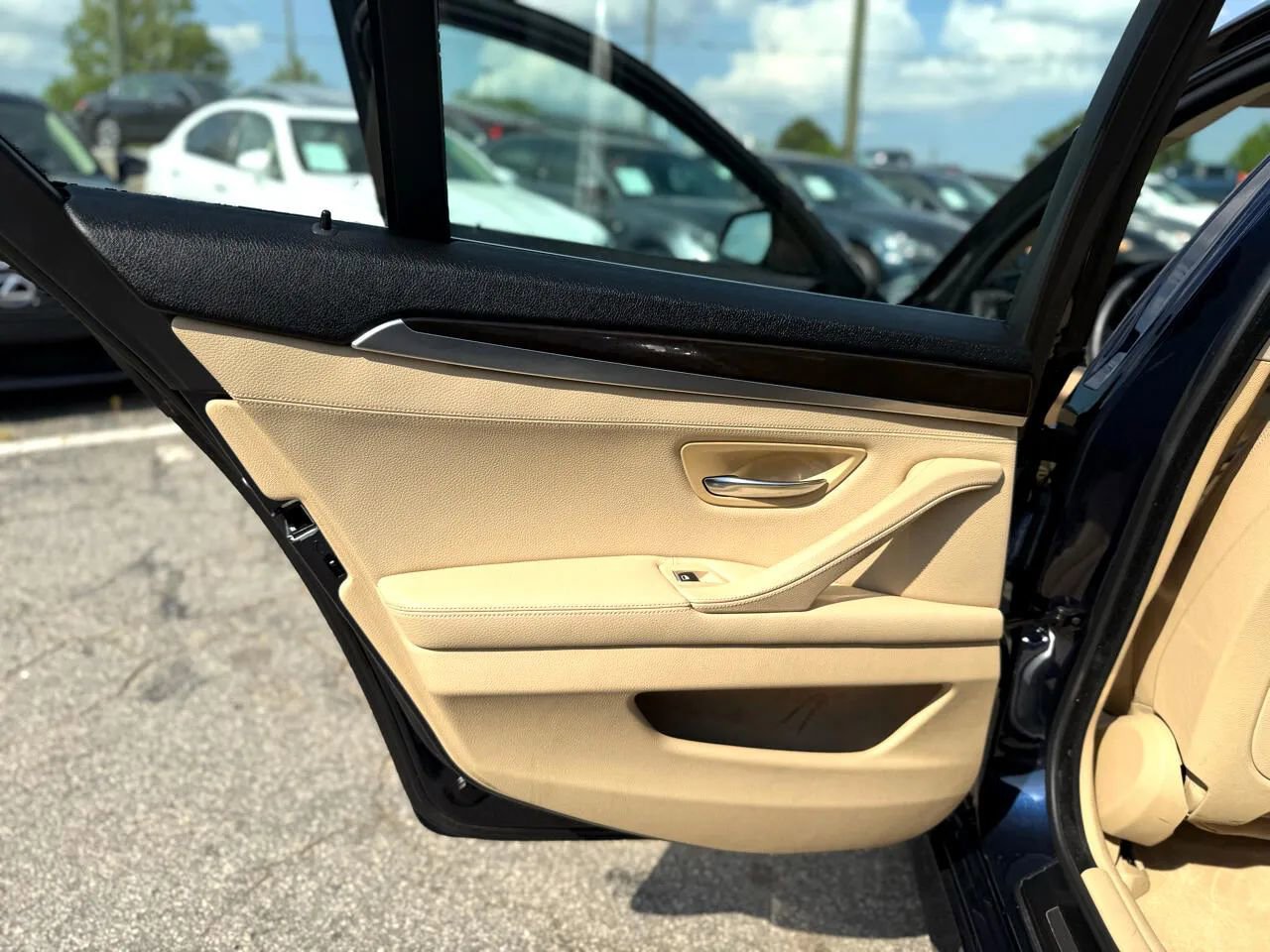 Used 2014 BMW 535i xDrive Sedan AWD/4WD image 23