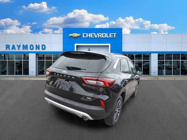 Used 2024 Ford Escape SE FWD image 4