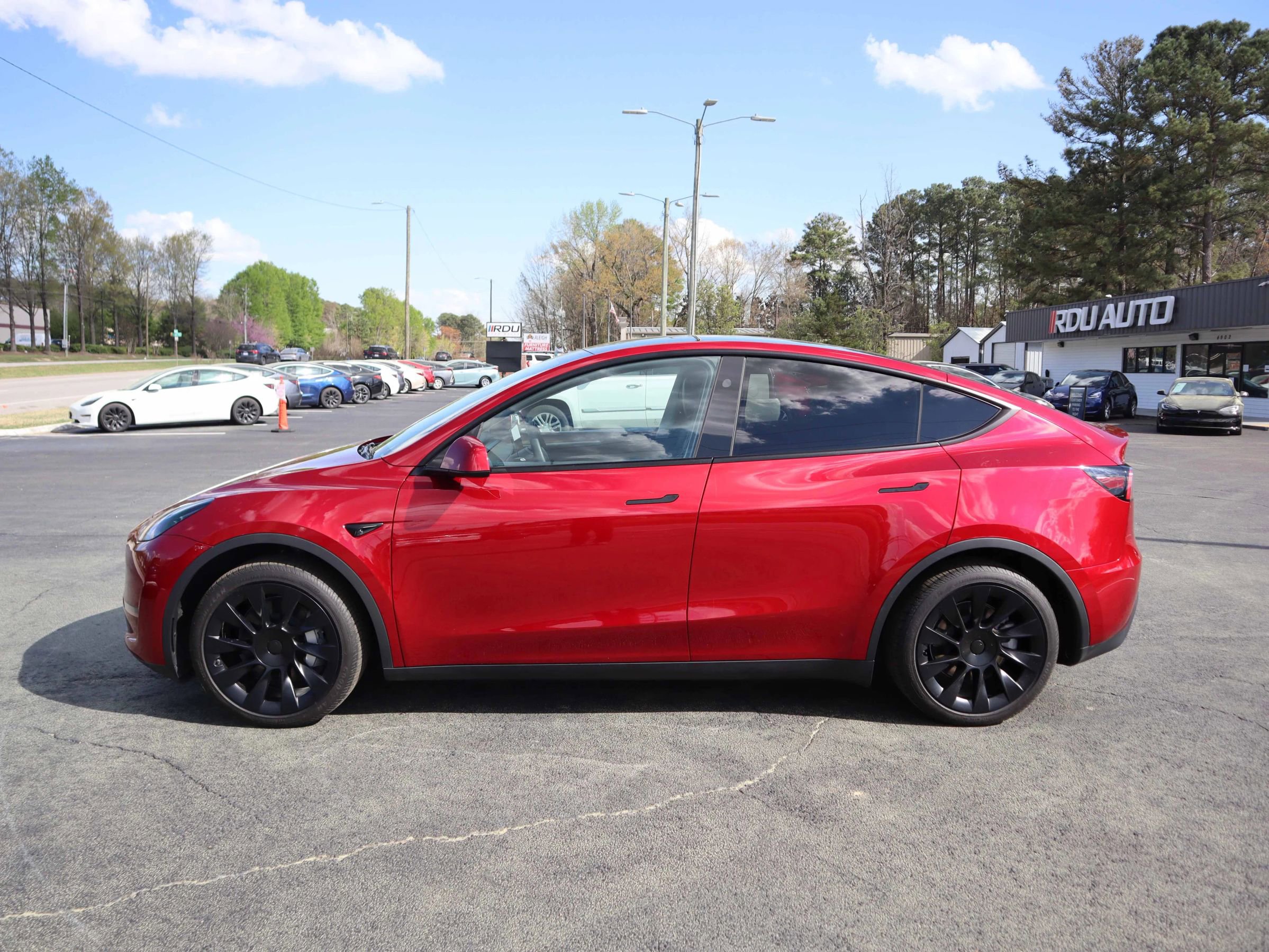 Used 2024 Tesla Model Y Long Range image 7