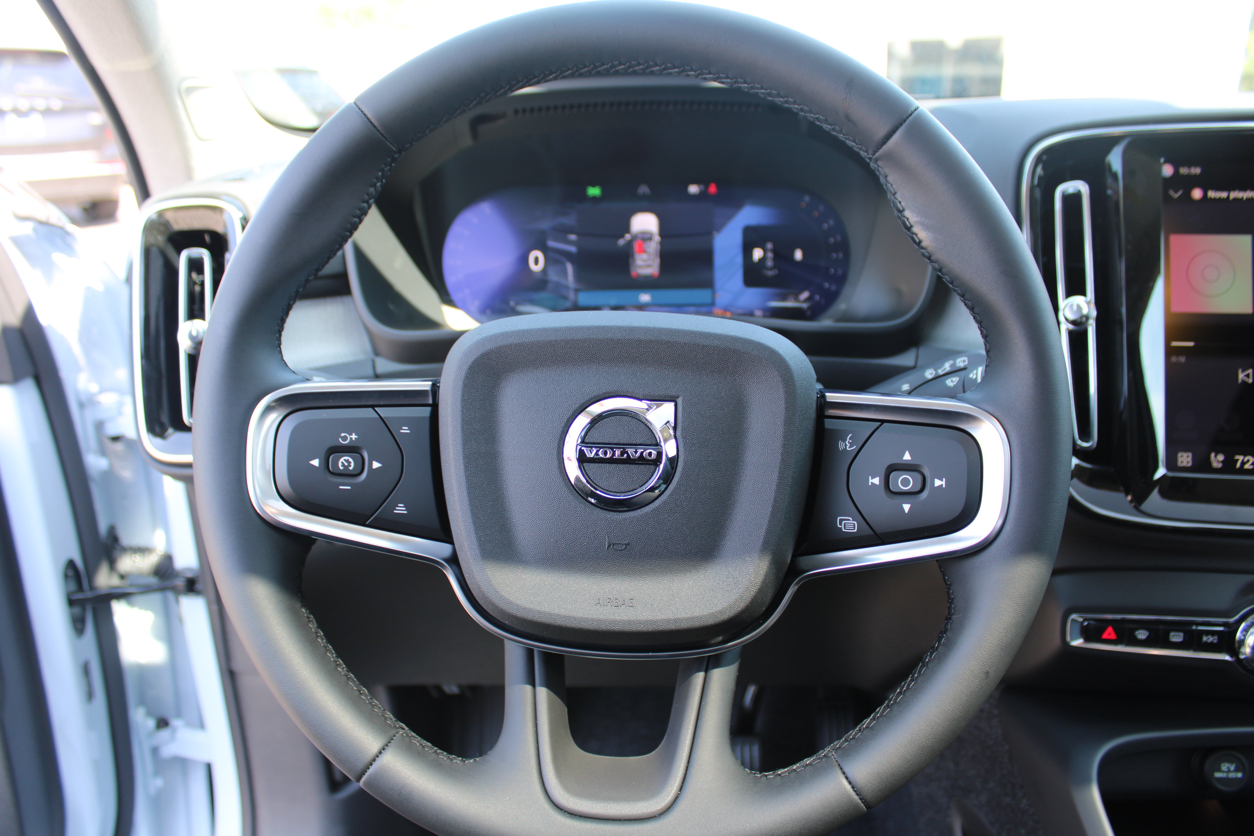 Used 2026 Volvo XC40 B5 Plus w/ Protection Package Premier AWD/4WD image 12