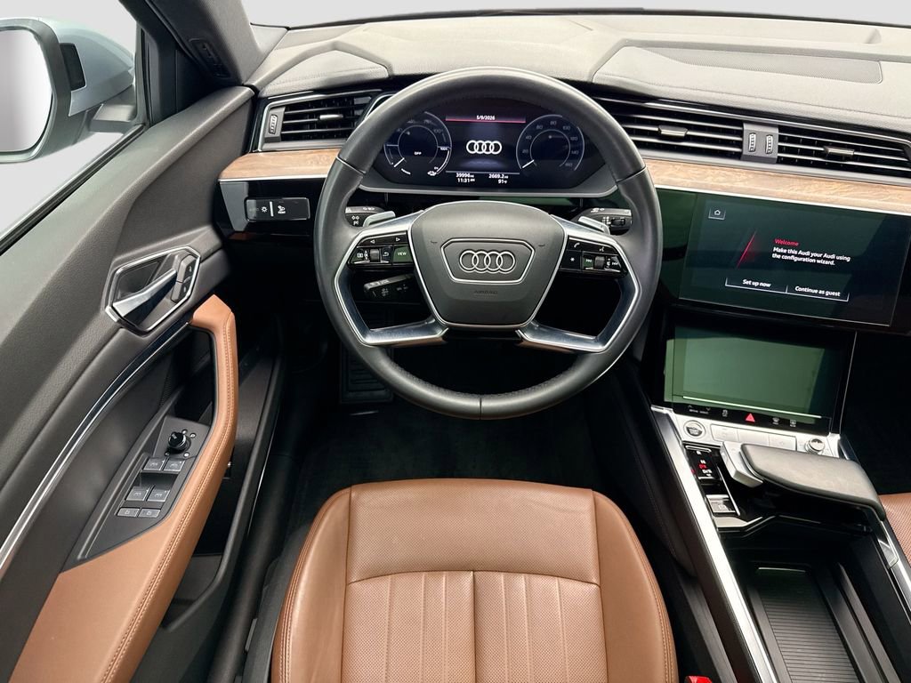 Certified 2023 Audi e-tron Premium Plus w/ Premium Plus Package AWD/4WD image 10