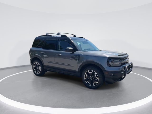 Used 2021 Ford Bronco Sport Outer Banks w/ Outer Banks Package (96D) AWD/4WD image 2